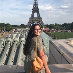 Meet your Posher, Sophia